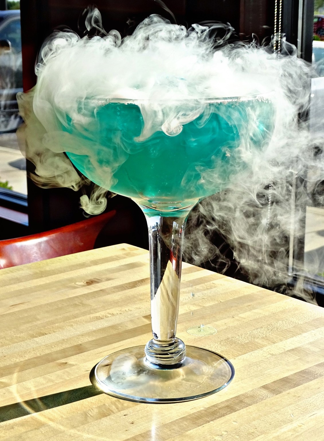 Craft cocktails and drinks at an outdoor bar